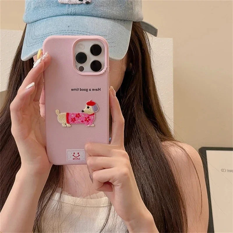 Cute Korean Dachshund iPhone Case – Litchi Pattern Soft Shockproof Cover for iPhone 11–16 Series, Pro Max